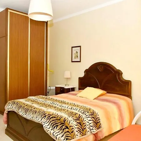 דירה With 2 Bedrooms In Vila Real De Santo Antonio, With Wonderful Lake ... Vila Real de Santo António